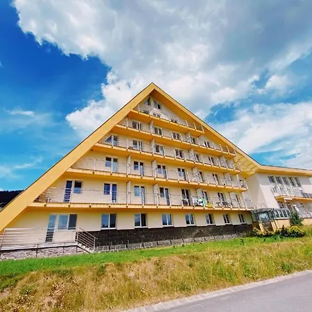 Almet 104 Апартаменты Доновалы